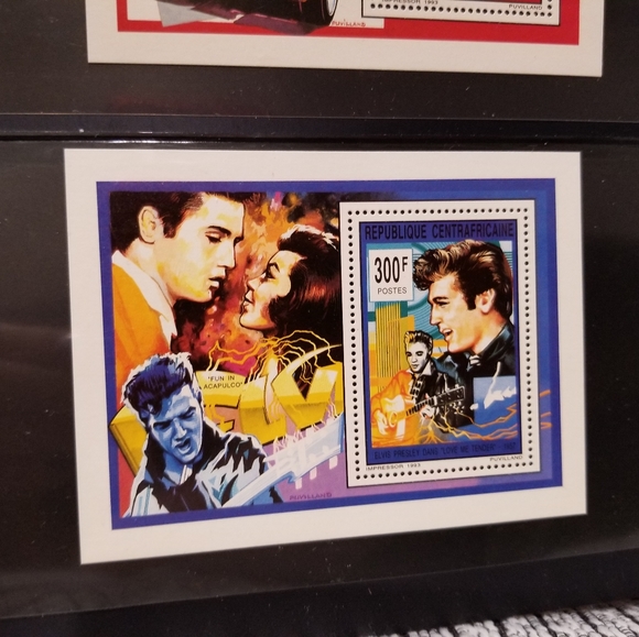 Set of 11 Elvis Presley stamps - Picture 6 of 8
